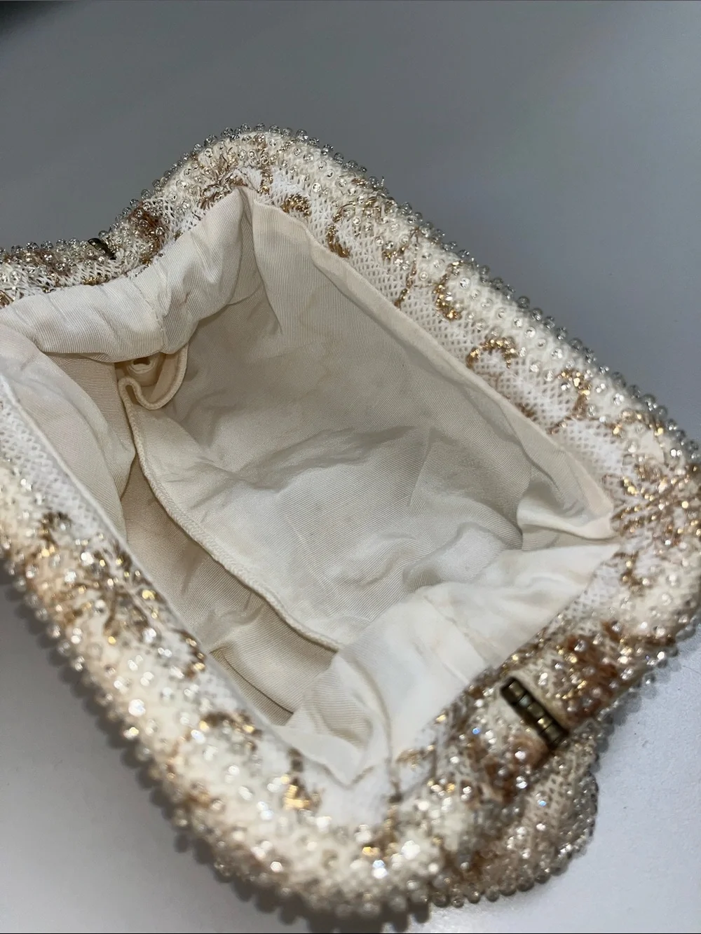Source Unknown Ivory and Gold Beaded Evening Clutch